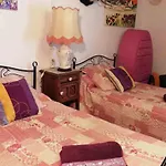 Le Portel Des Arnaud D'hotes Bed & Breakfast 3*