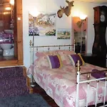 Le Portel Des Arnaud D'hotes Bed & Breakfast