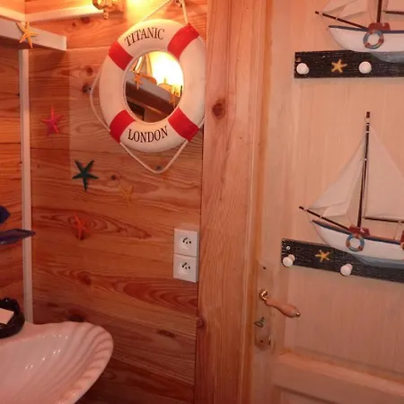Le Portel Des Arnaud D'hotes Frühstückspension